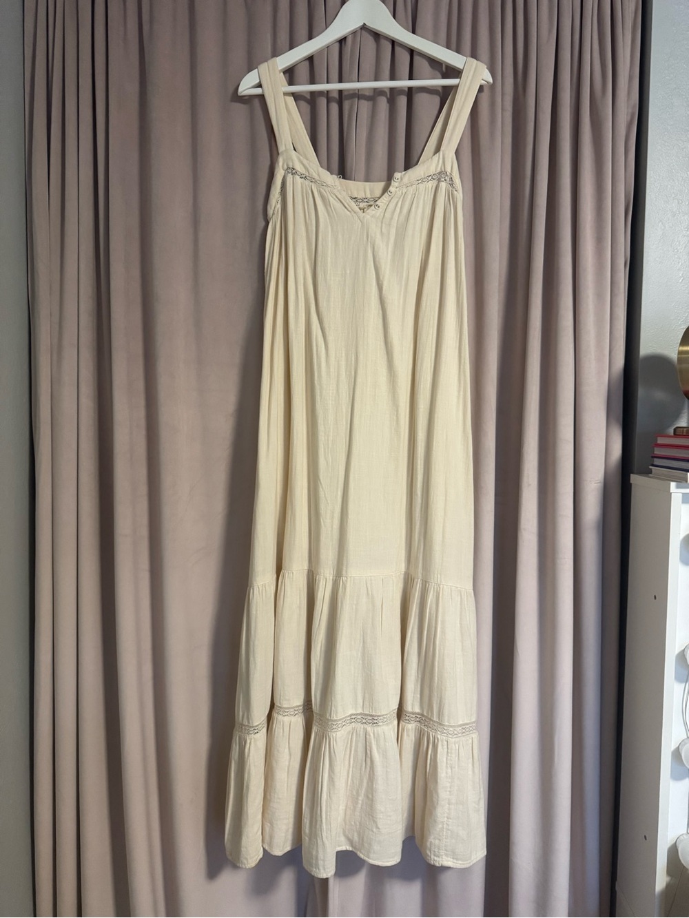 Billabong Cream Sleeveless Tiered Maxi Dress